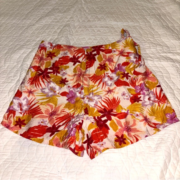 Lulus Floral Skort - Picture 5 of 7